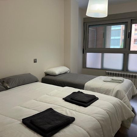 Impresionante Apartamento De 4 Dormitorios 3 Banos Y 2 Plazas De Garaje Мадрид Екстериор снимка