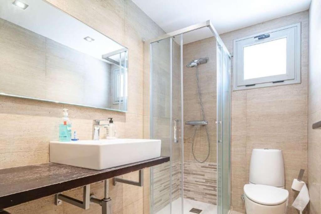 Impresionante Apartamento De 4 Dormitorios 3 Banos Y 2 Plazas De Garaje Мадрид Екстериор снимка