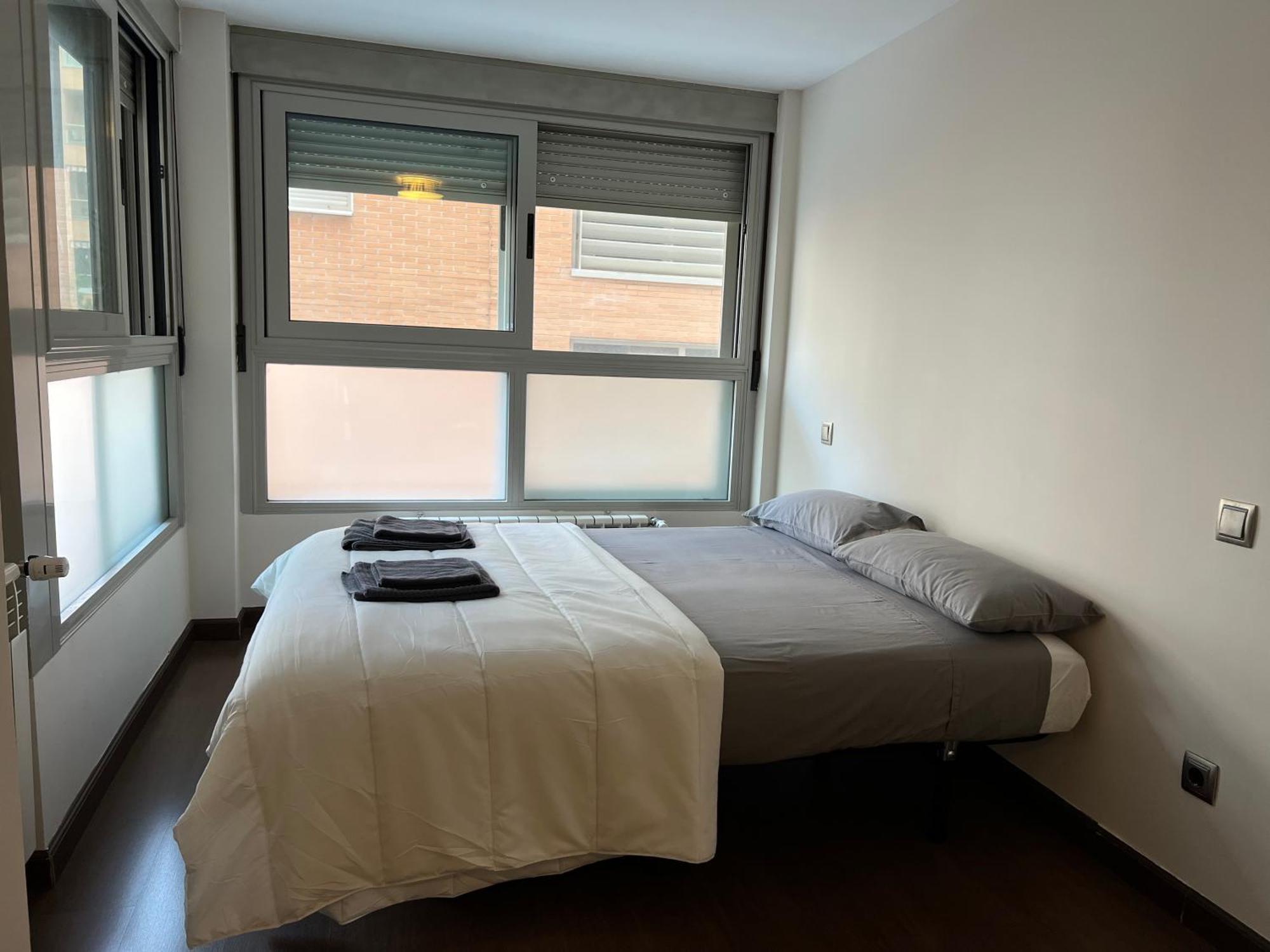 Impresionante Apartamento De 4 Dormitorios 3 Banos Y 2 Plazas De Garaje Мадрид Екстериор снимка